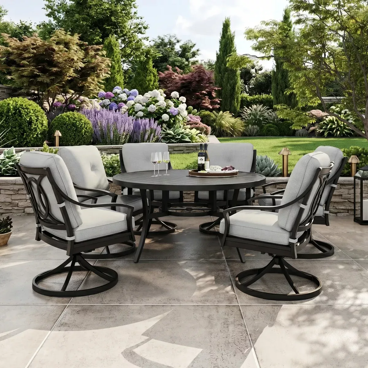 Estate 7 Piece Cushioned Dining Group
