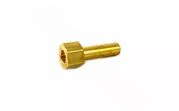 HAYWARD BRASS SLEEVE NUT V60-110