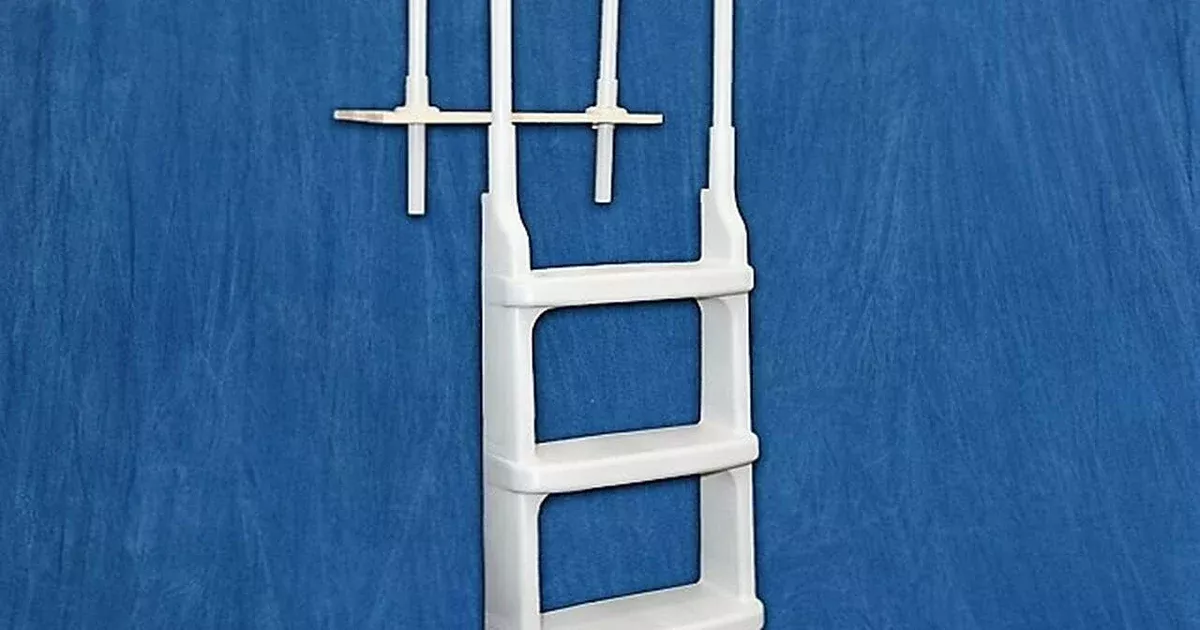Main Access Easy Incline Deck Ladder, White | 200200